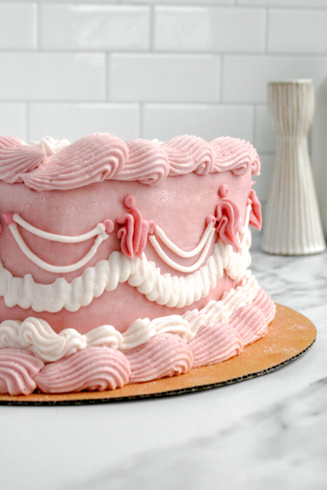 Layered Vanilla Cake - My Messy Kitchen